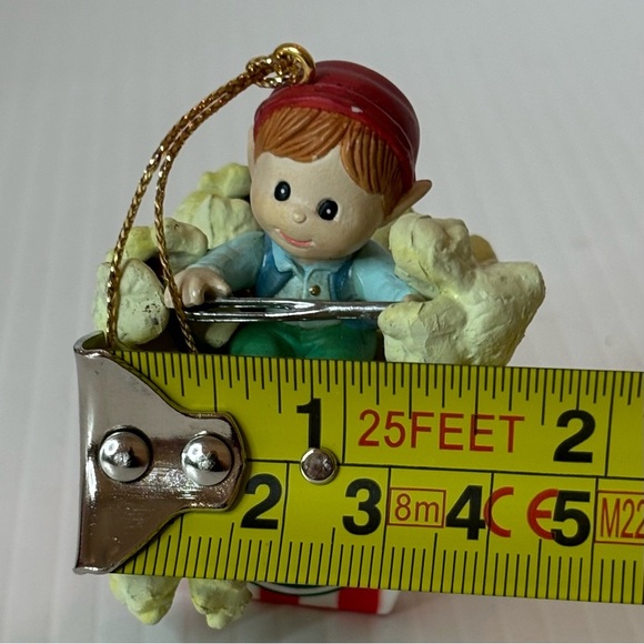 Lustre Fame Christmas Traditions “Kid In Popcorn Box” Ornament 1992 - Picture 11 of 11